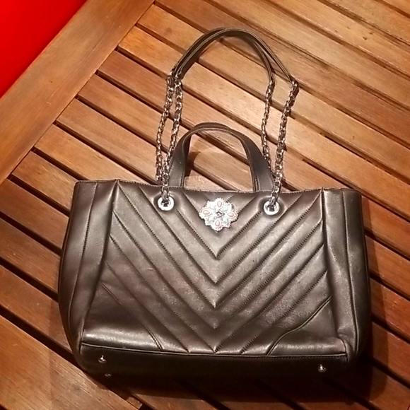 CHANEL Handbags - CHANEL black purse
